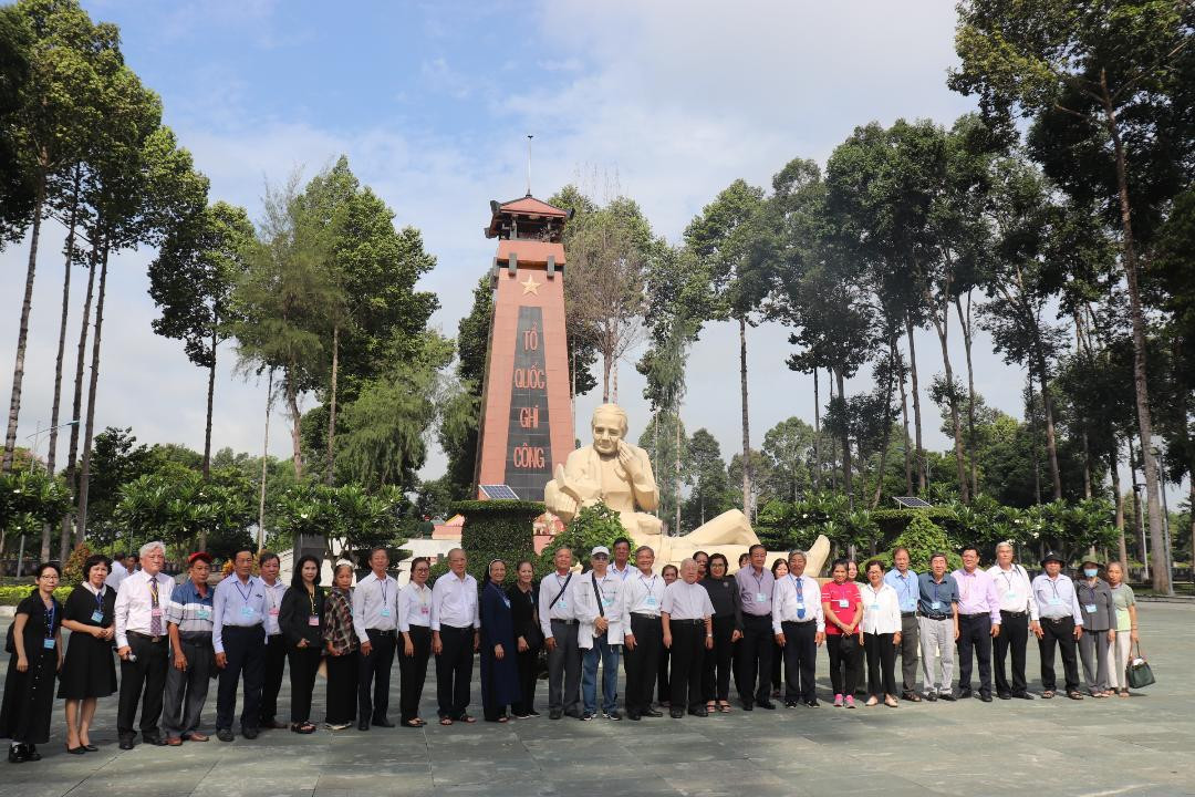 Họp mặt gia đình liệt sĩ và thương binh Công giáo